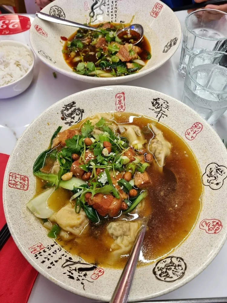 Raviolis Aux Crevettes Et Poulet Sauté Au Basilic